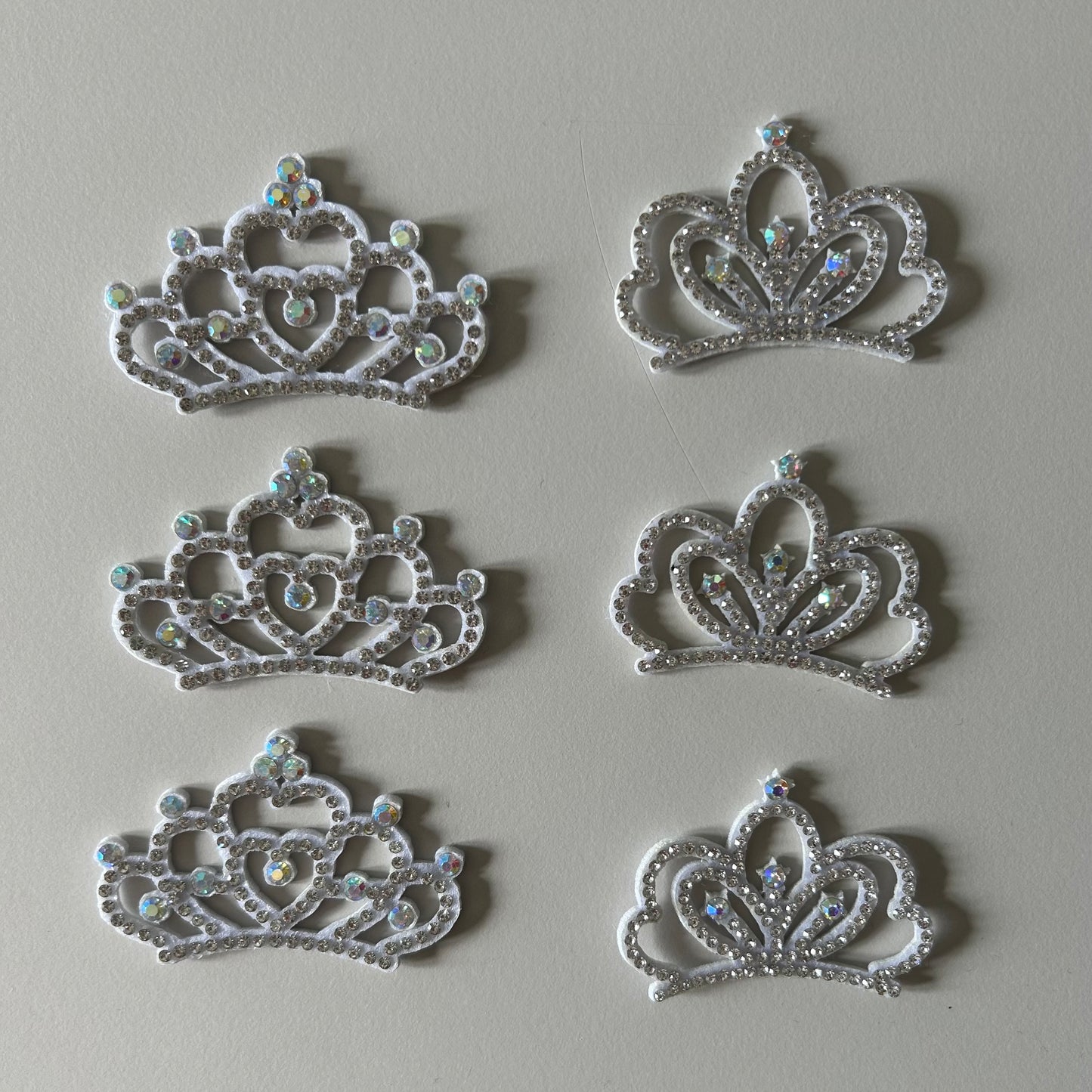 Adorno de moño - coronita princesa