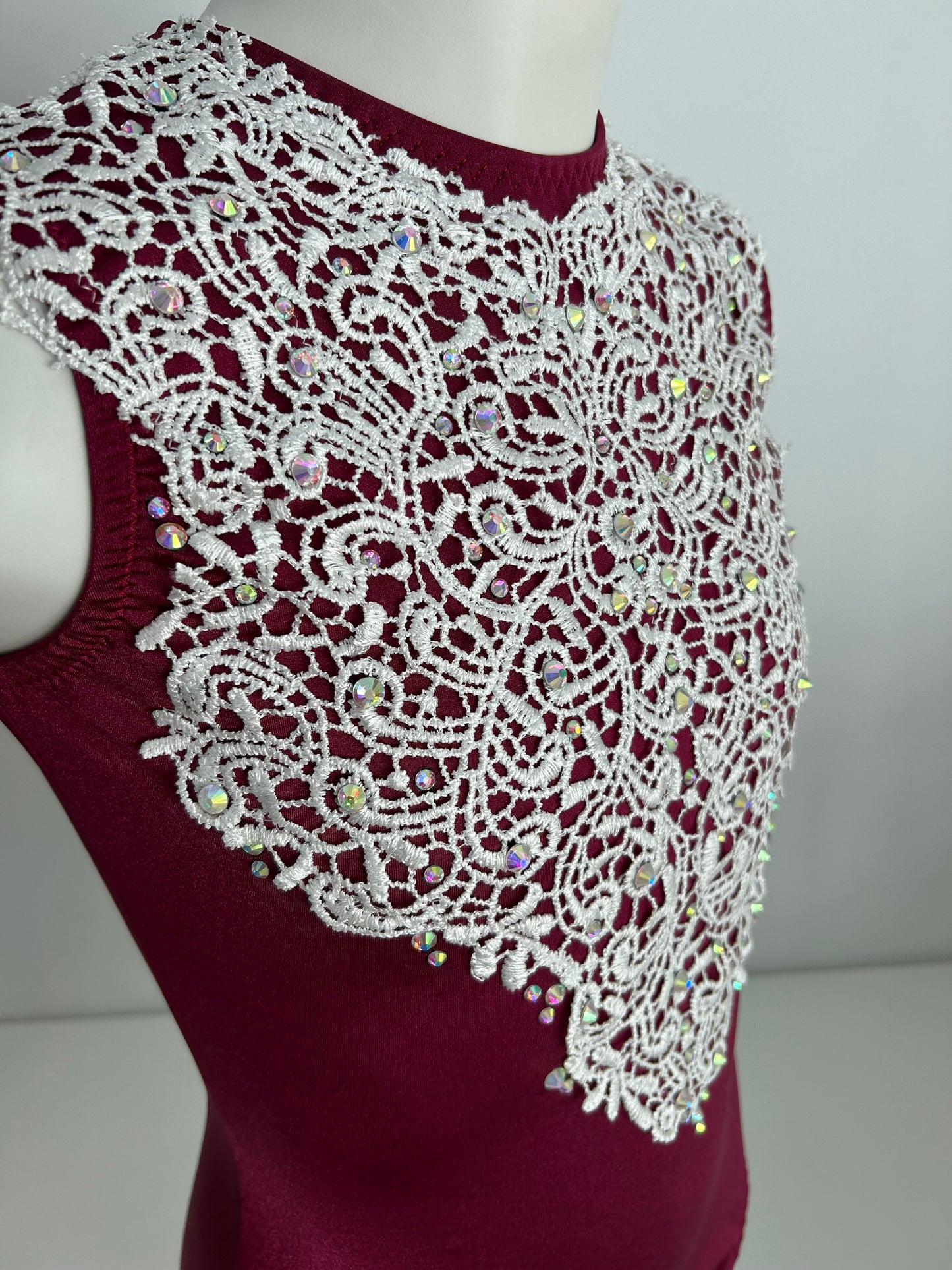 Maillot color vino ~ Talla 16