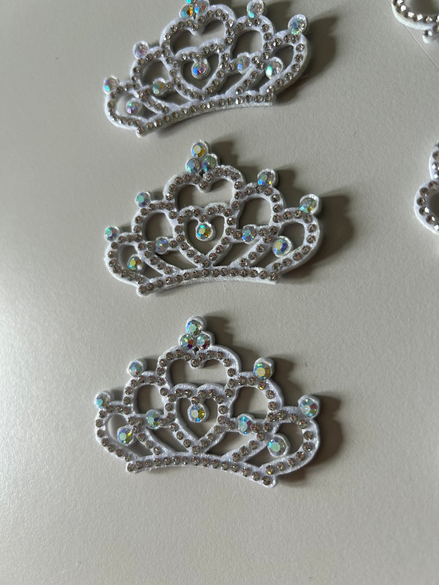 Adorno de moño - coronita princesa