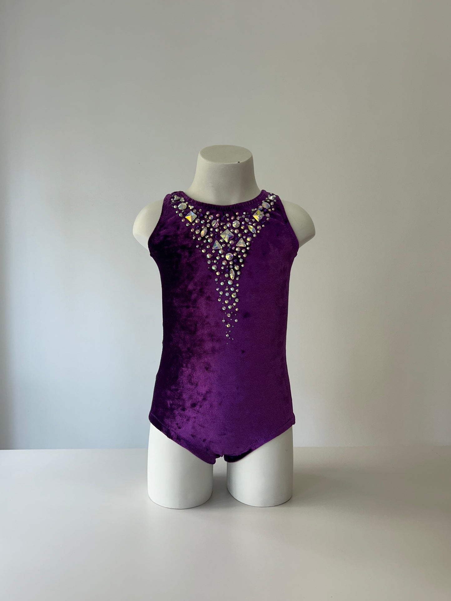 Maillot morado de terciopelo ~ Talla 4