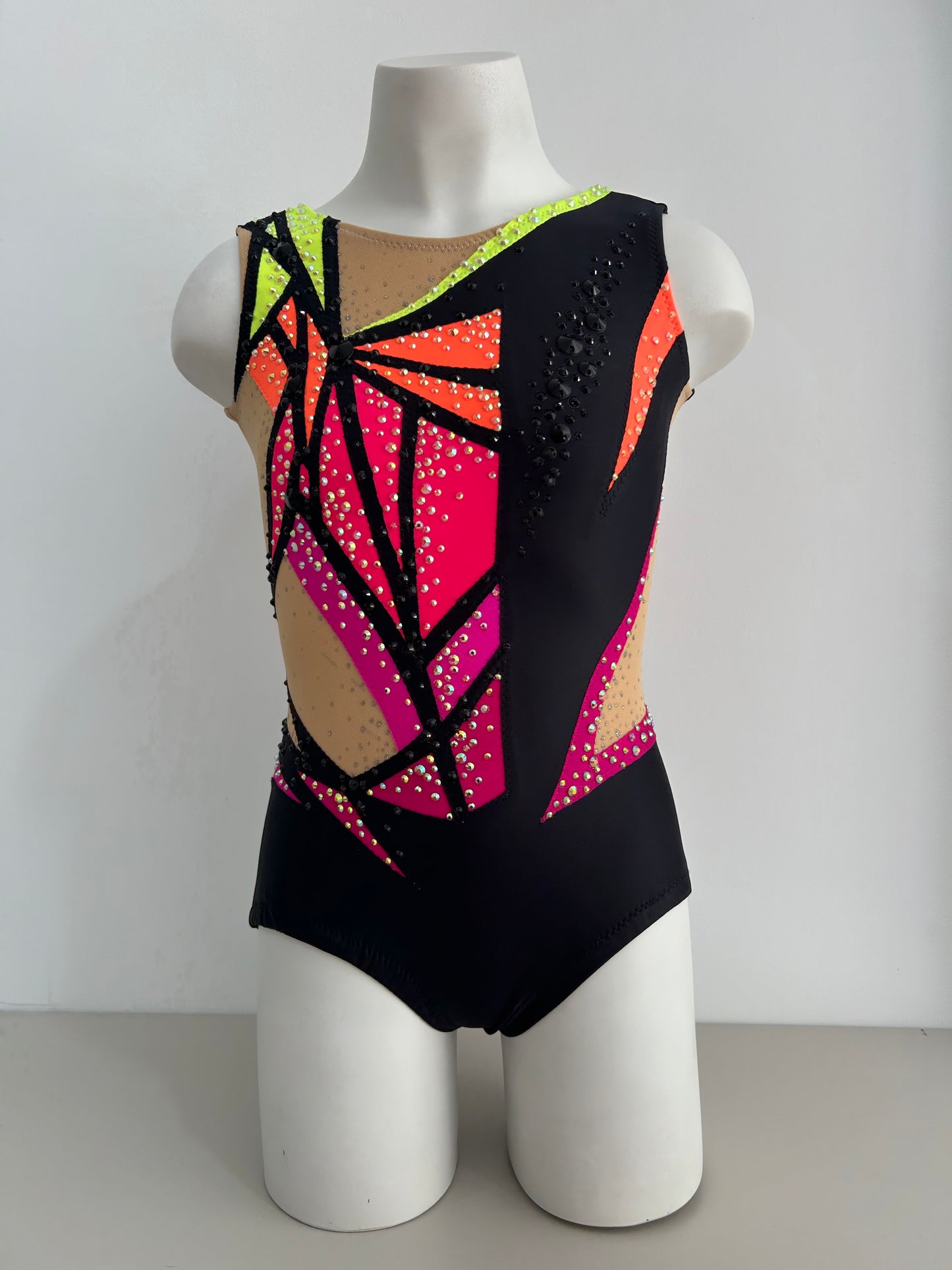 maillot competicion gimnasia ritmica competicion en venta madrid malla mallot maoit mayots gimnasta shaer tienda de gimnasia ritmica y maillots a medida en madrid españa envios negro fluor fosforito colorido alegre niña gimnasia