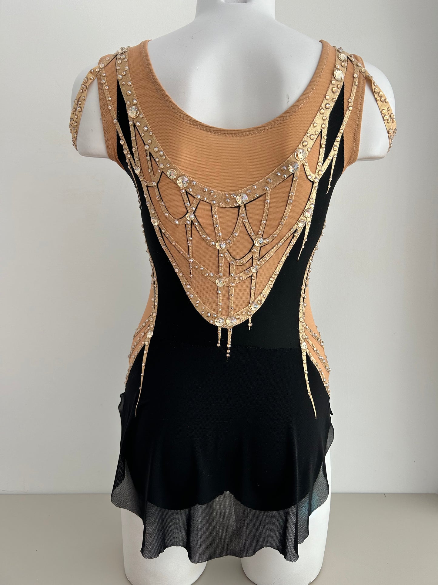 Maillot dorado y negro ~ Talla S