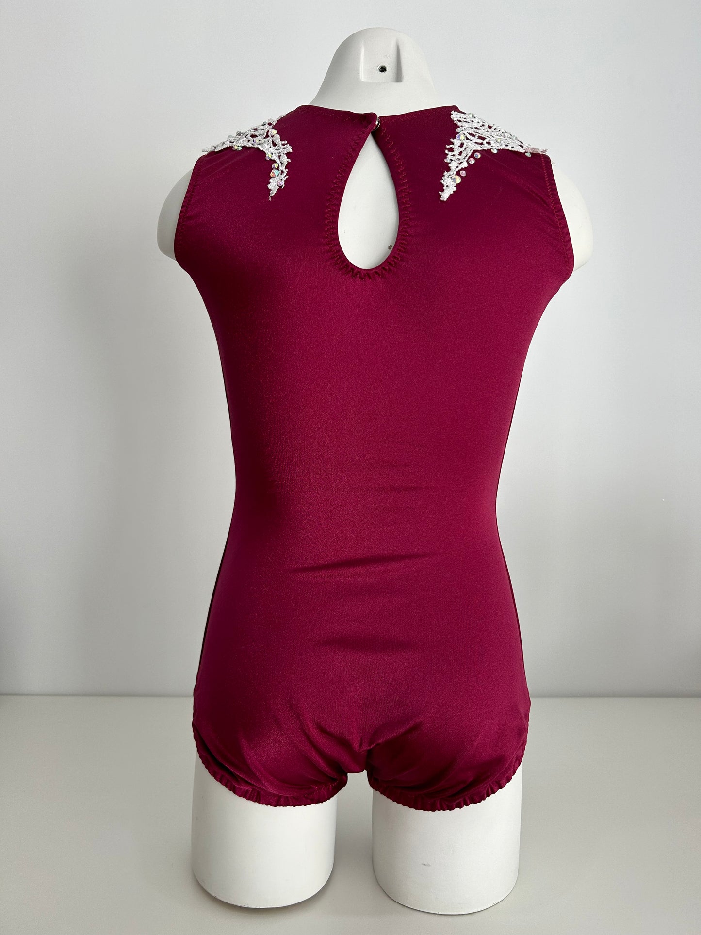 Maillot color vino ~ Talla 16