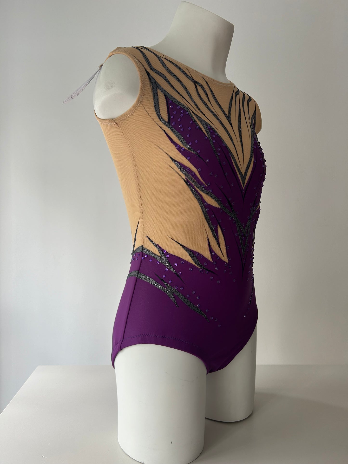 Maillot morado ~ Talla 12