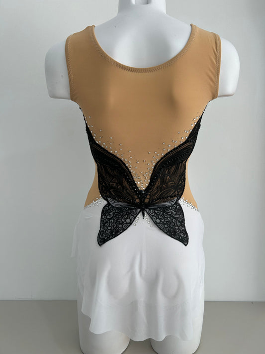 maillot competicion gimnasia ritmica competicion en venta madrid  malla mallot maoit mayots gimnasta shaer tienda de gimnasia ritmica y maillots a medida en madrid españa envios blanco negro mariposa elegante espalda falda vuelo bonito