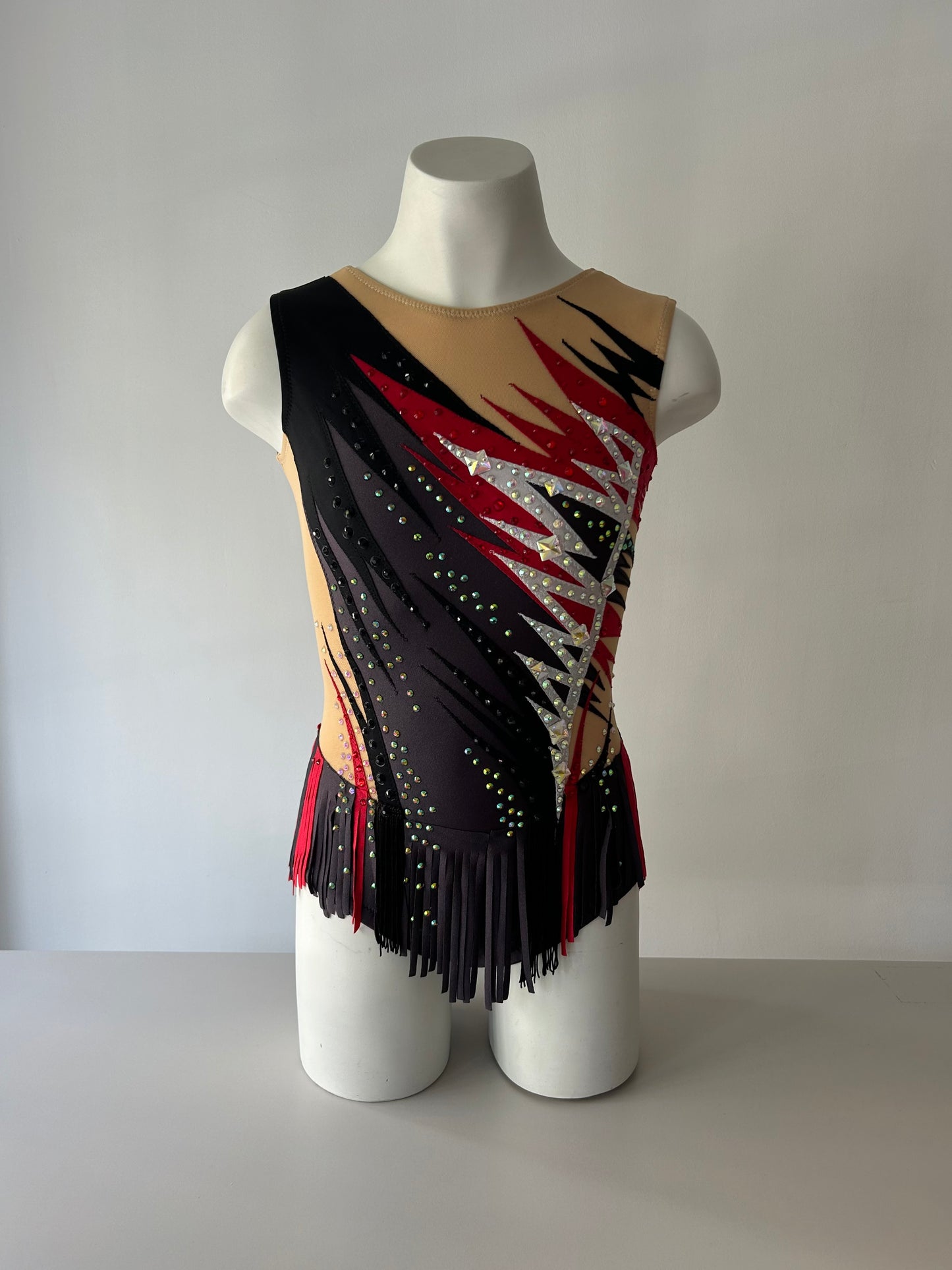 Maillot gris, negro y rojo ~ Talla 14