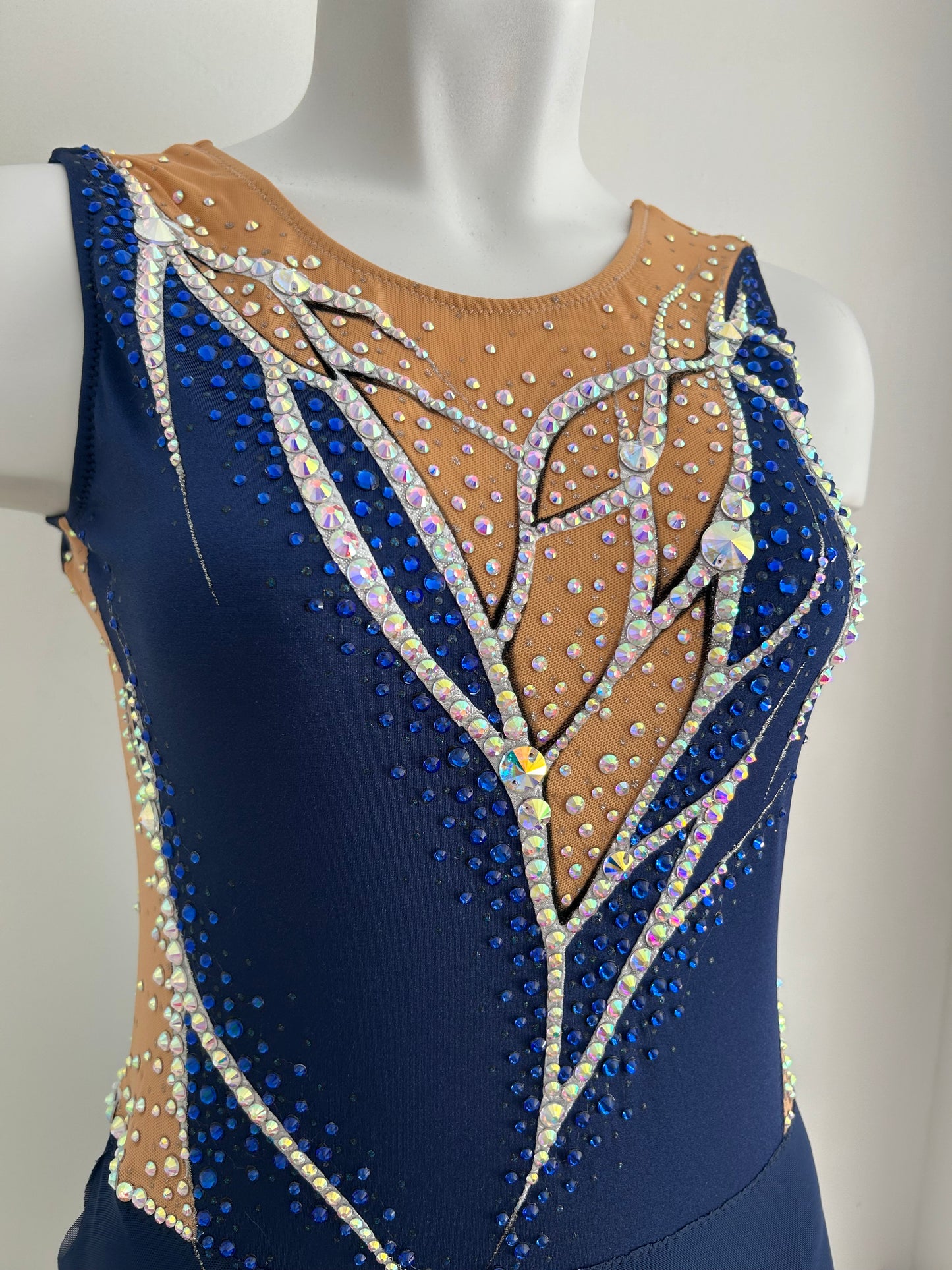 Maillot_de_competicion_detalles azul oscuro marino y plateado plata malla_mallot_maillots_shaer_tienda_de_gimnasia_ritmica_en_madrid_maillots_de_competicion_en_venta_disponibles_en_Madrid_Espa_a_y_online