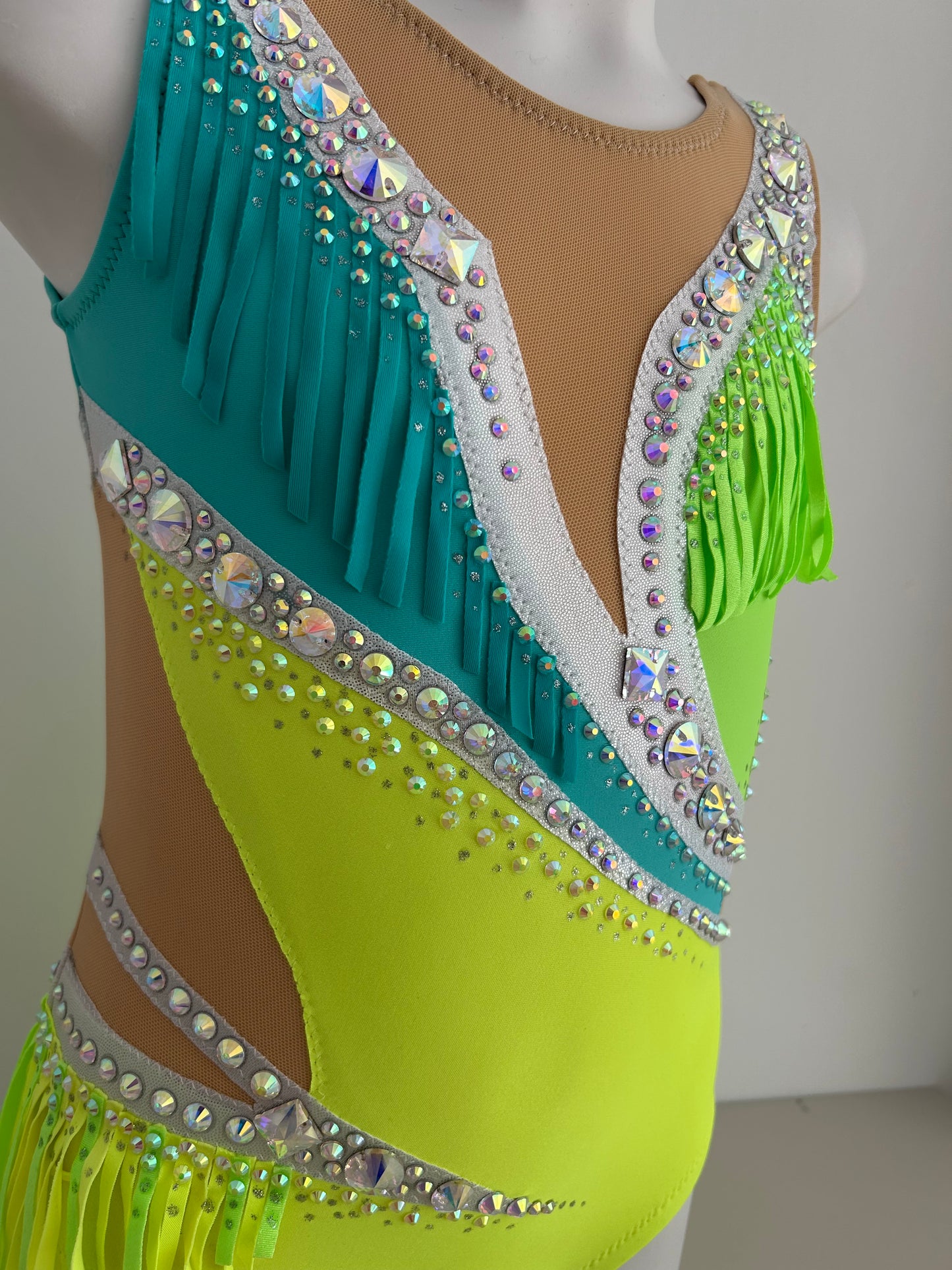 Maillot de competición malla mallot maillots shaer tienda de gimnasia ritmica en madrid maillots de competicion en venta disponibles en Madrid España y online