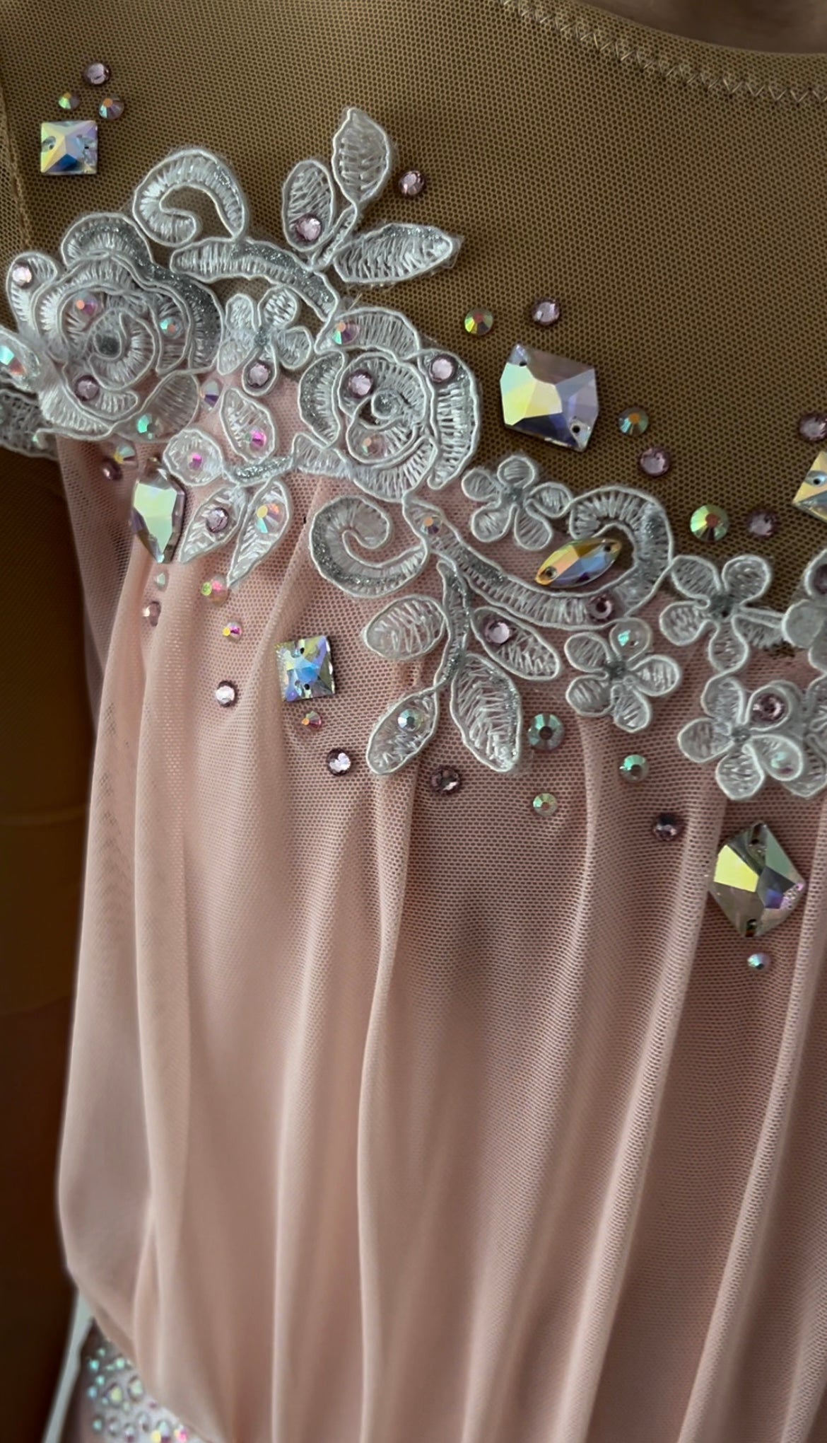 Maillot flores y fruncido rosa
