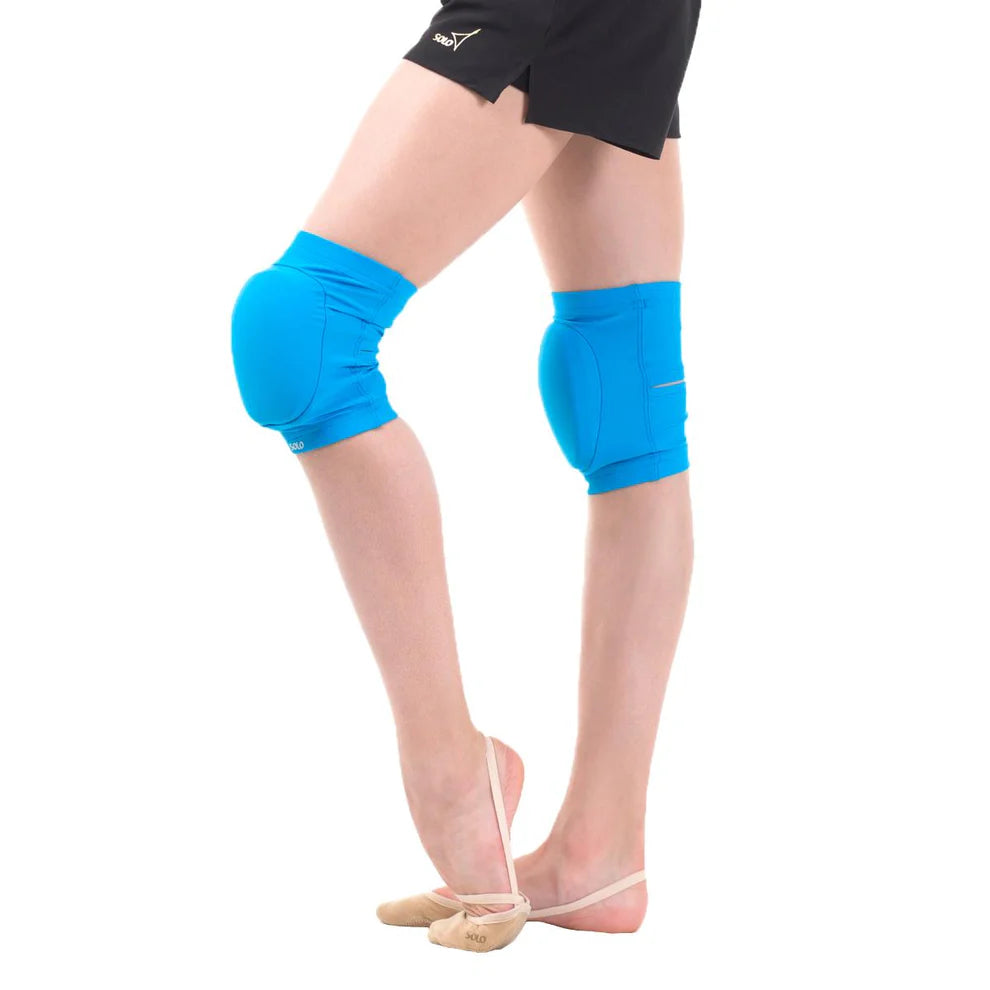 Rodilleras azules gimnasia ritmica marca solo rusia. En venta en shaer tienda de gimnasia ritmica en Madrid y online