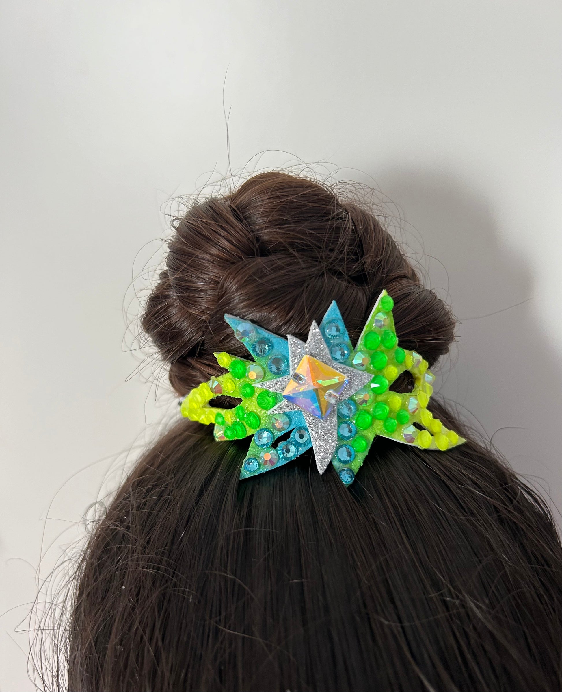 adorno de moño colores fluor para gimnasta de gimnasia ritmica edicion limitada shaer amarillo verde azul turquesa plata aurora boreal
