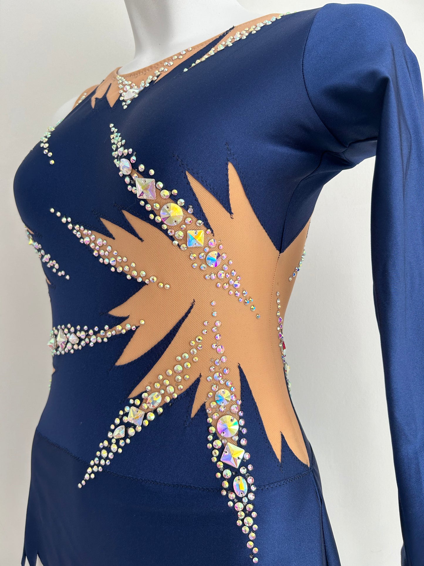 malla mallot maillots shaer tienda de gimnasia ritmica en madrid azul marino manga detalles cristales