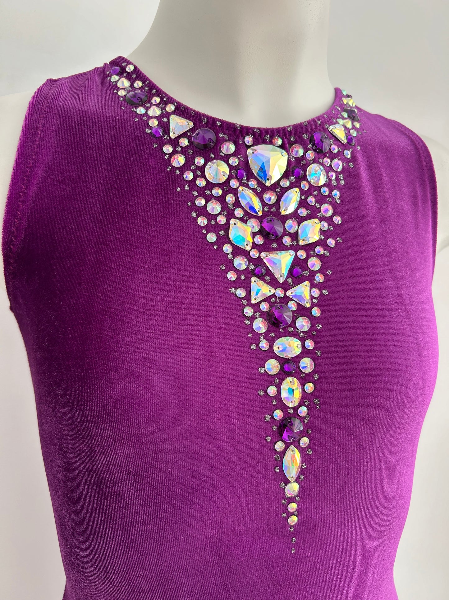 malla mallot maillots shaer tienda de gimnasia ritmica en madrid morado terciopelo detalle cristales
