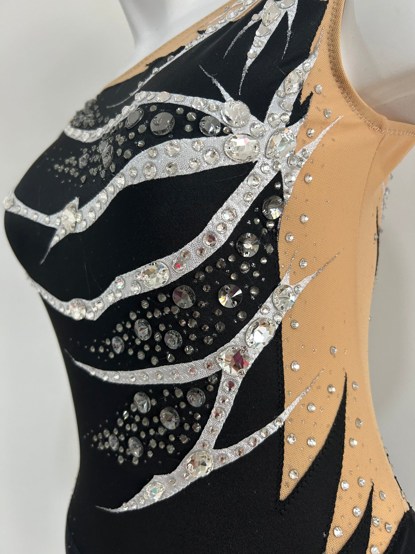 comprar malla mallot maillots shaer tienda de gimnasia ritmica en madrid competicion negro plateado con cristales