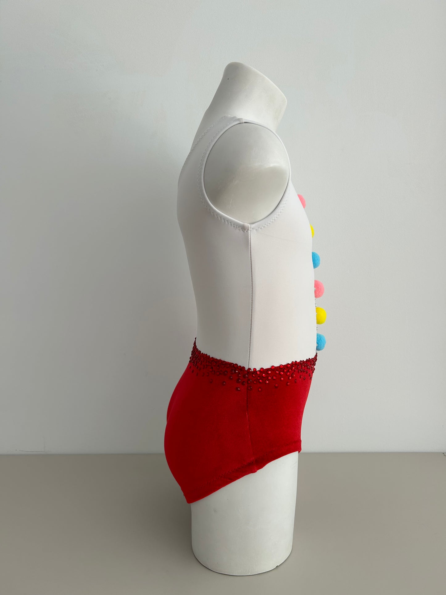 maillot barato niña pequeña gimnasia ritmica gimnasta escuela shaer tienda de gimnasia ritmica madrid