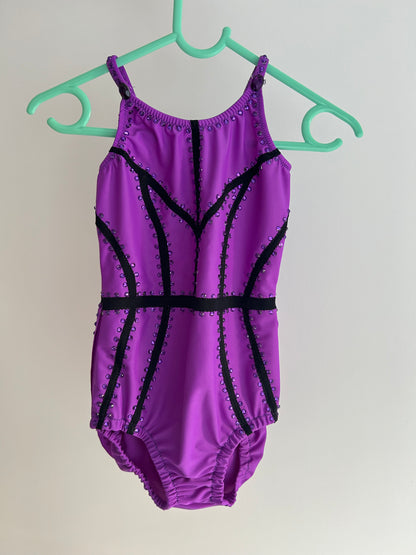 Maillot morado de tirantes finos~ Talla 8