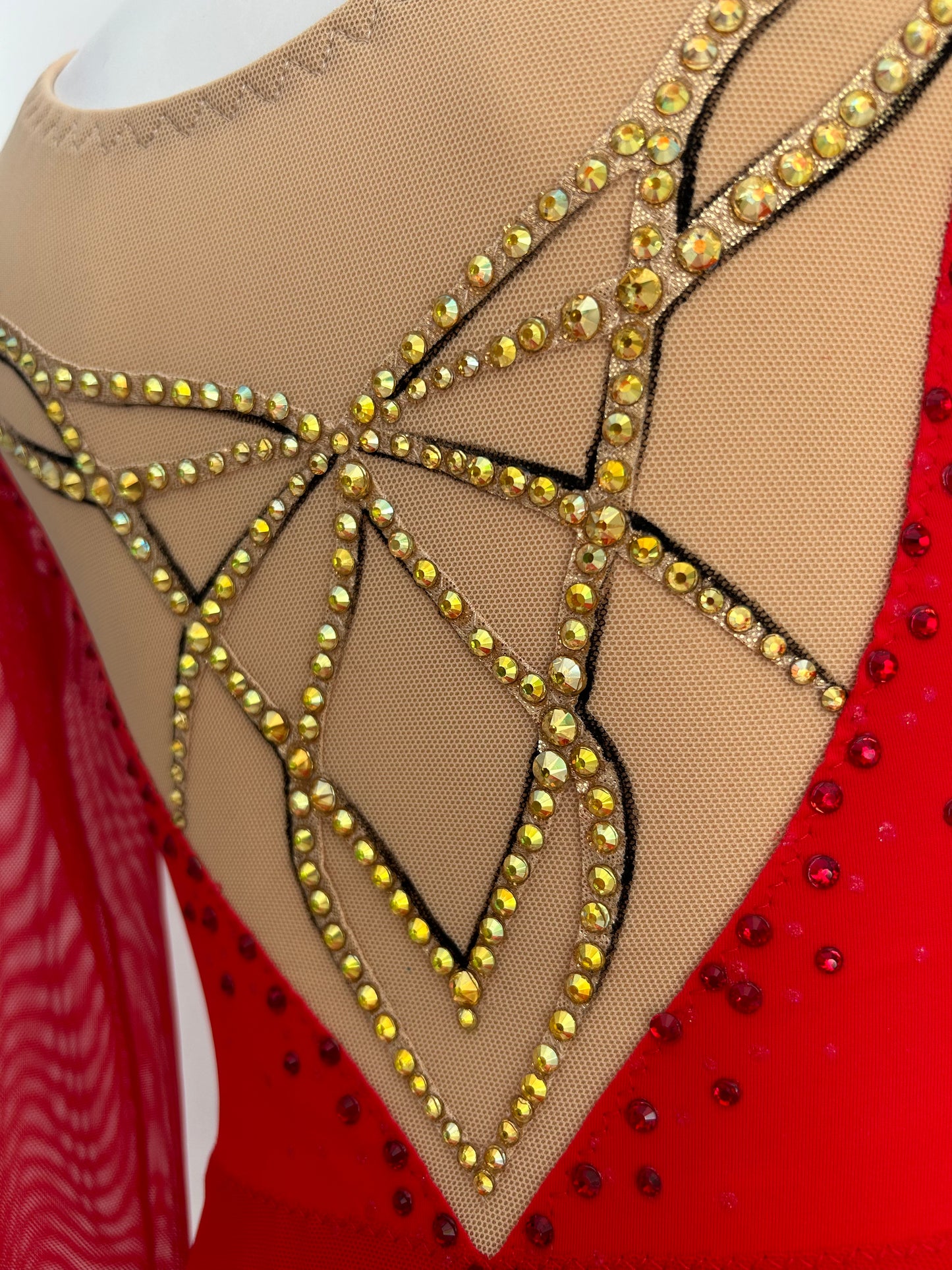 Maillot rojo y dorado ~ talla 10