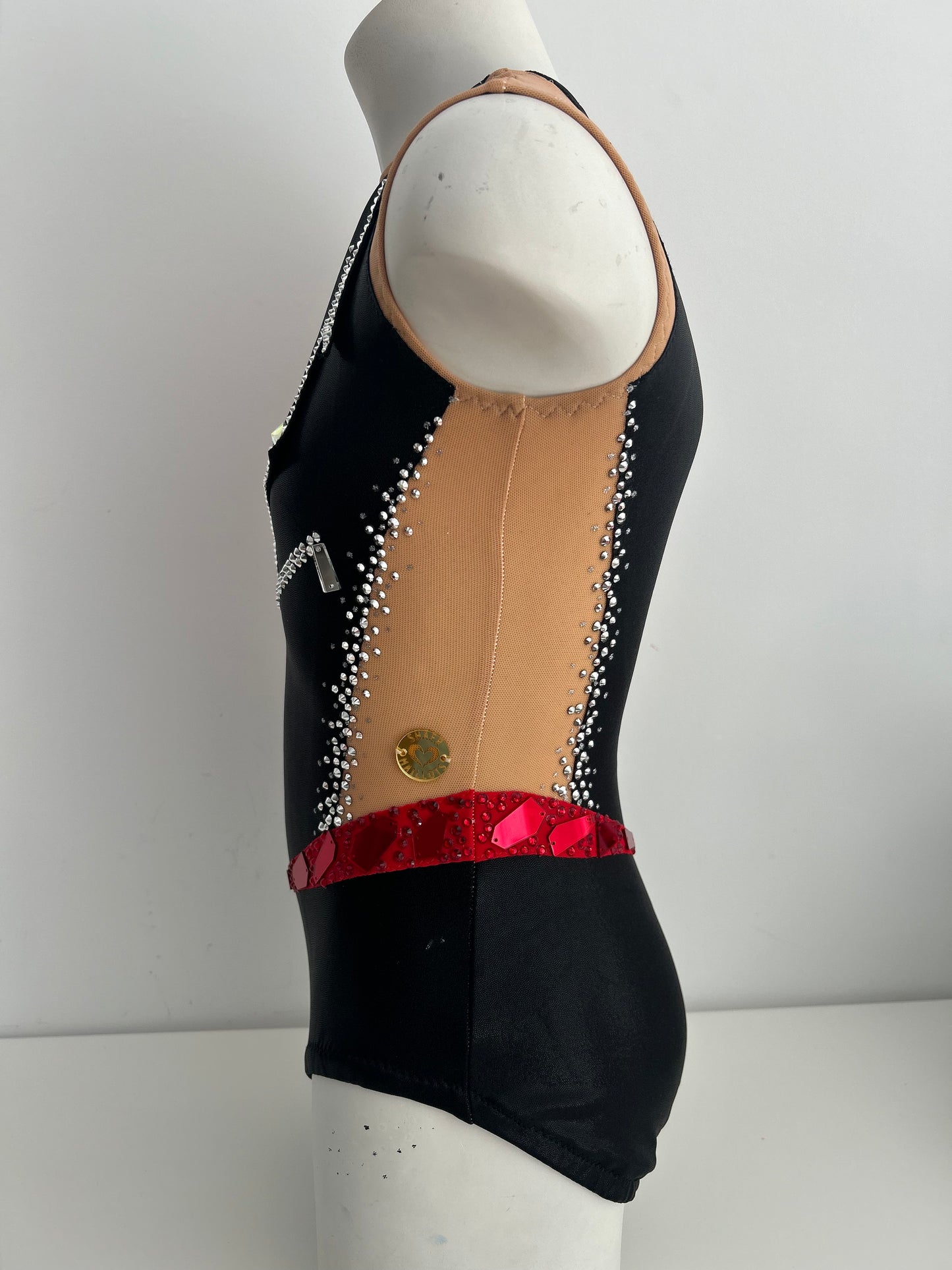 Maillot negro y rojo ~ talla 14