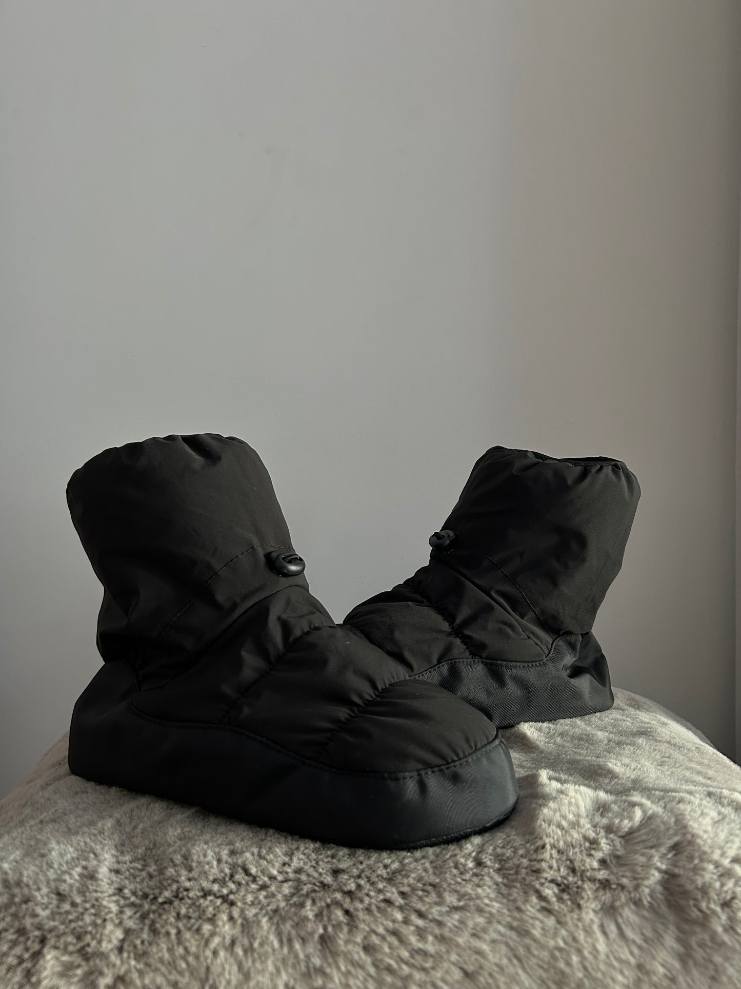 Botas de entrenamiento de color negro