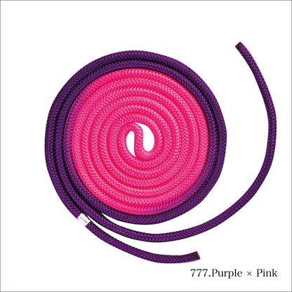 Cuerda Chacott homologada para gimnasia rítmica. Fabricada con materiales de alta calidad, ofrece flexibilidad, durabilidad y un rendimiento óptimo para competición y entrenamiento purple Pink  