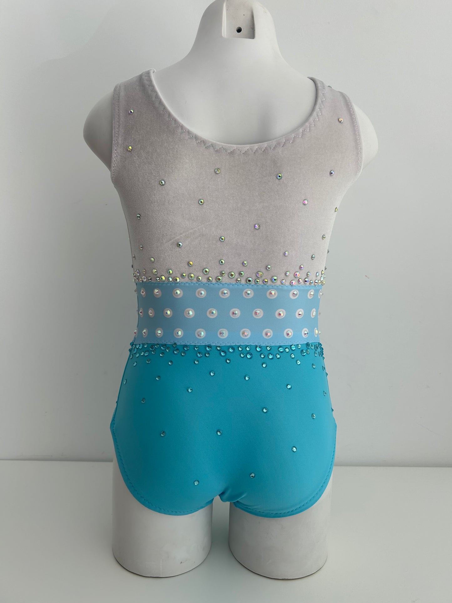 Chica Yeyé ~ talla 8