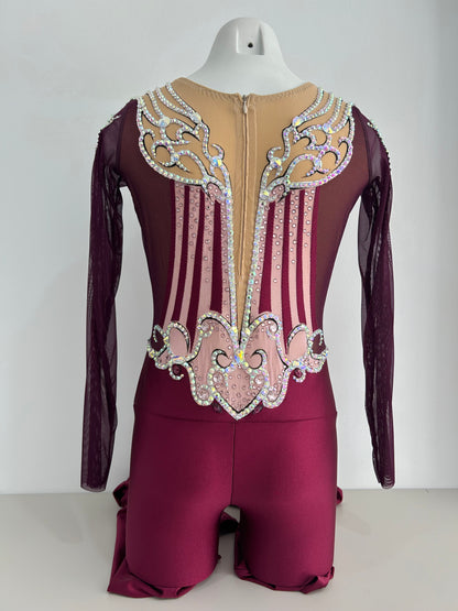 Mono burdeos ~ Talla 16