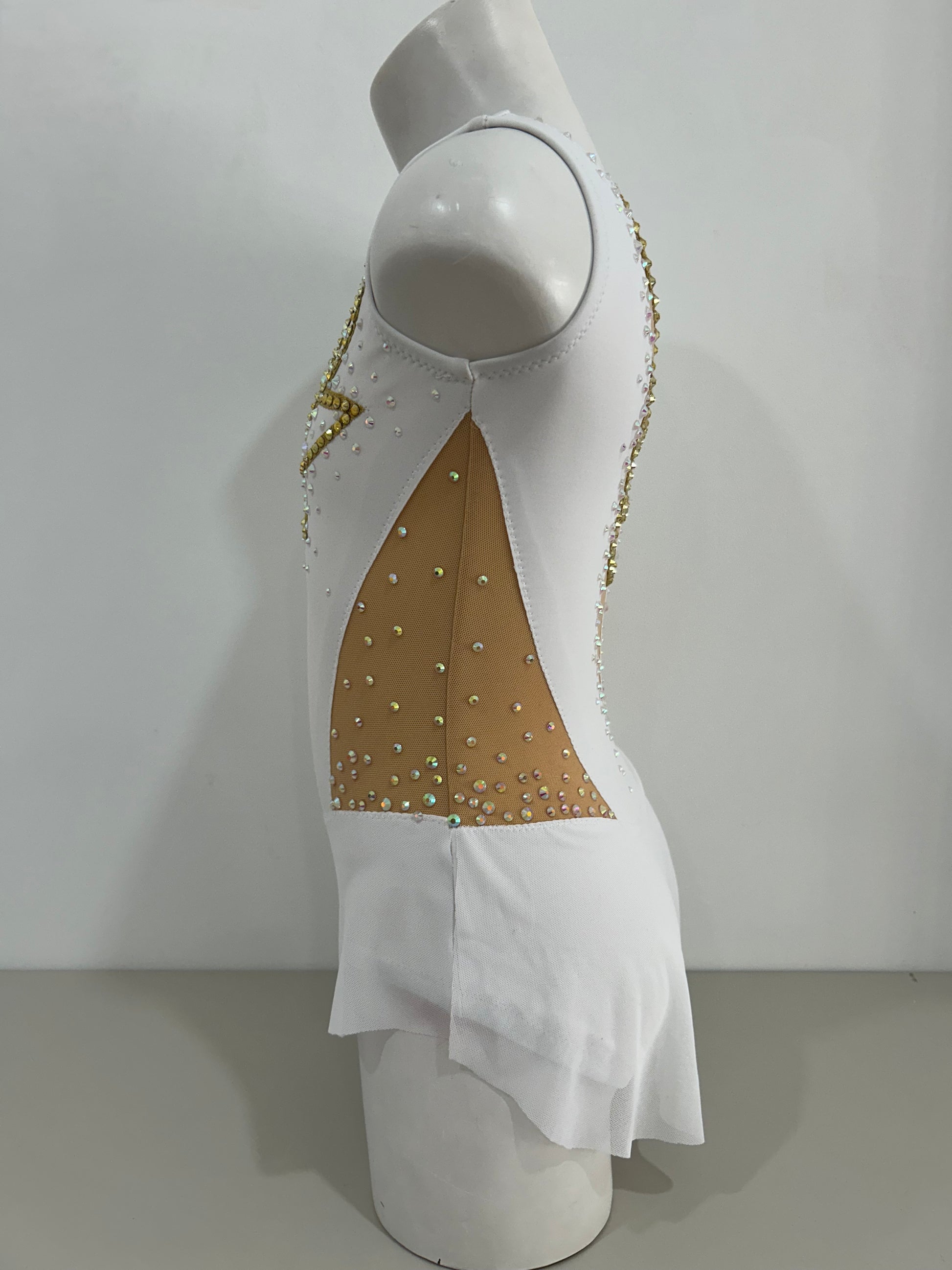 comprar Maillot_de_competicion con falda dorado y blanco malla_mallot_maillots_shaer_tienda_de_gimnasia_ritmica_en_madrid_maillots_de_competicion_en_venta_disponibles_en_Madrid_Espa_a_y_online