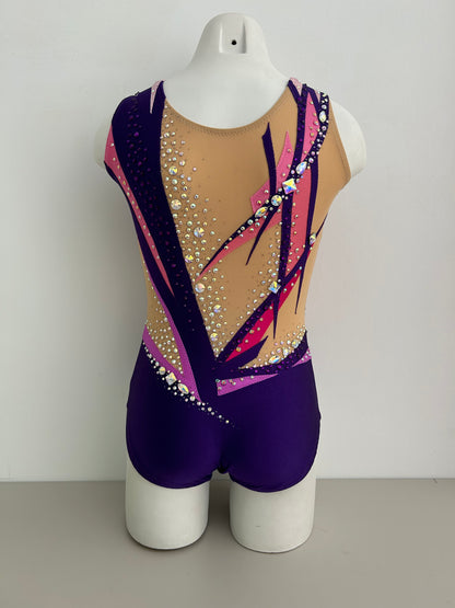 Maillot_de_competicion_morado y rosa malla_mallot_maillots_shaer_tienda_de_gimnasia_ritmica_en_madrid_maillots_de_competicion_en_venta_disponibles_en_Madrid_Espa_a_y_online moraod espalda diseño 