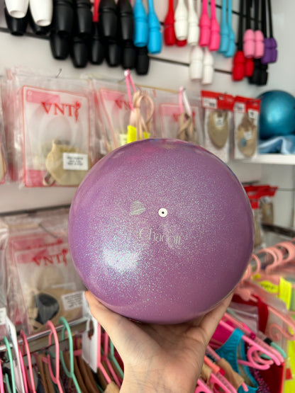 pelota lila glitter ritmica, pelota homologada, pelota competición, aparato ritmica, material FIG, gimnasia ritmica competición, pelota profesional, accesorios gimnasia ritmica Shaer tienda rítmica Madrid envíos a España online 