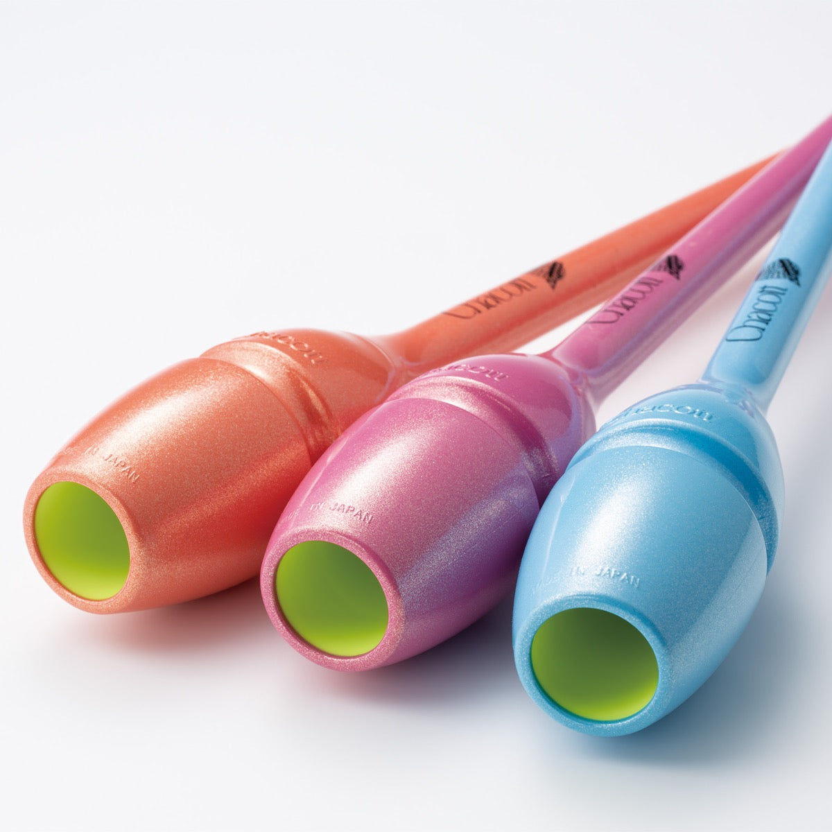 mazas Chacott gimnasia rítmica metalizadas rosa naranja azul shaer tienda de gimnasia rítmica en Madrid y online compra online aparatos maillots punteras ropa 